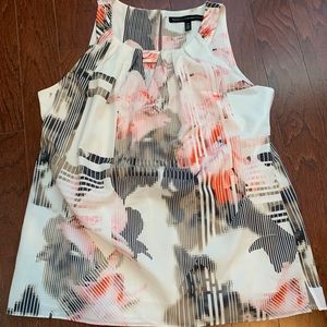 White House / Black Market top